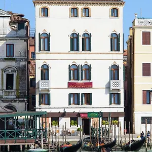 Antiche Figure Venise